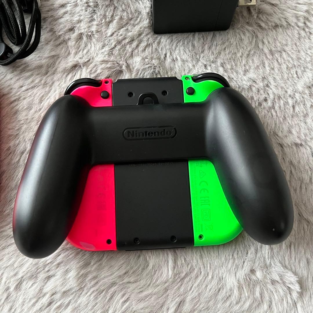 Nintendo switch 本体 ジョイコン×4 アクセサリー セット