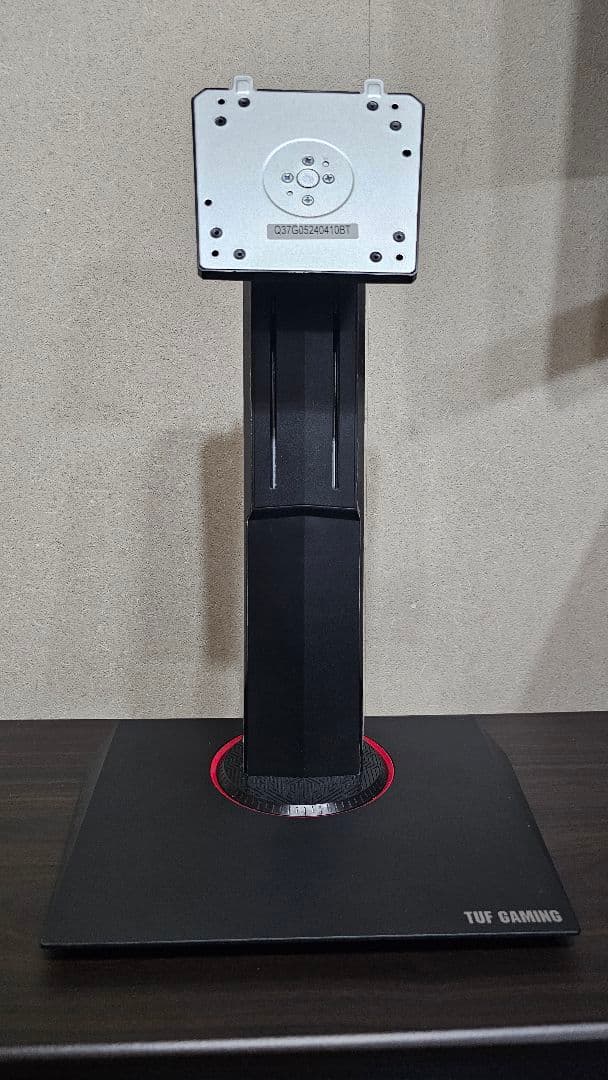 ASUS TUFGaming VG32VQ 31.5型ゲーミングモニター