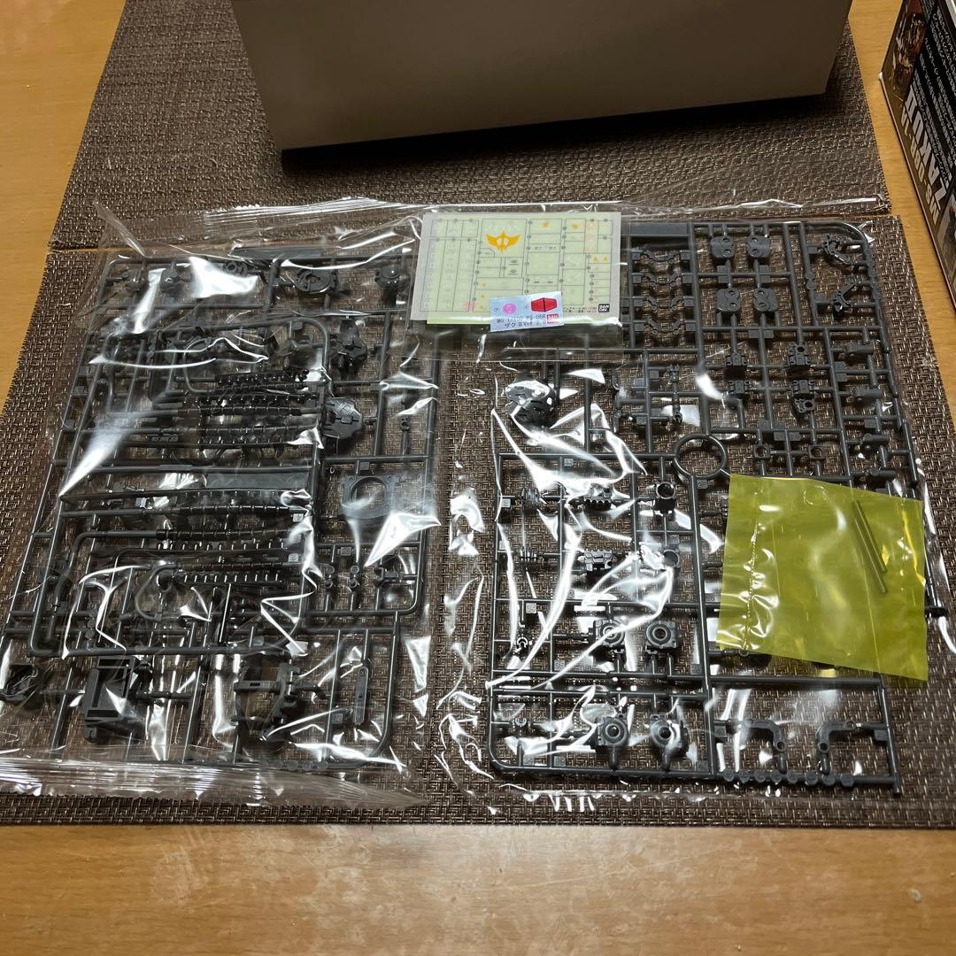 BANDAI MG MS-06R-1A 黒い三連星　ザクVer.2.0 訳あり