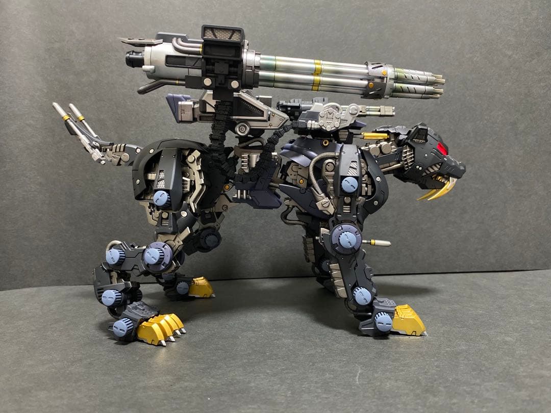 （専用）【完成品】　hmmセイバータイガーシュバルツ仕様