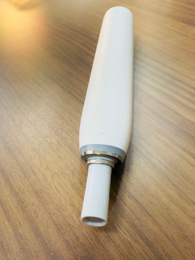 【超美品★】ブラウン オーラルB iO9 ホワイト braun 電動歯ブラシ