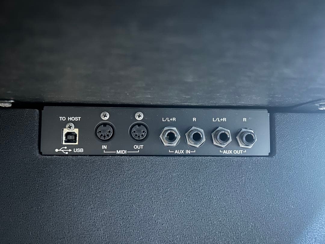 Yamaha NU1 ハイブリッドピアノ