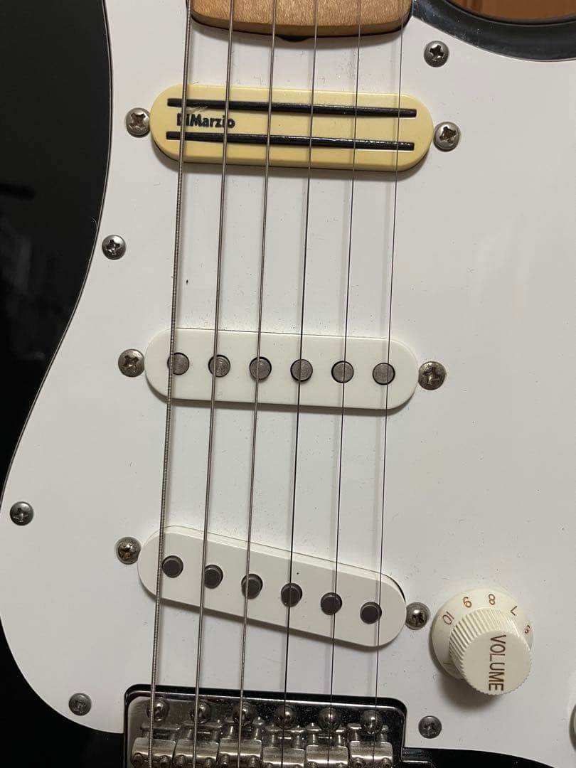 再値下げバッカスユニバースストラト/DIMARZIO DP182/DP409
