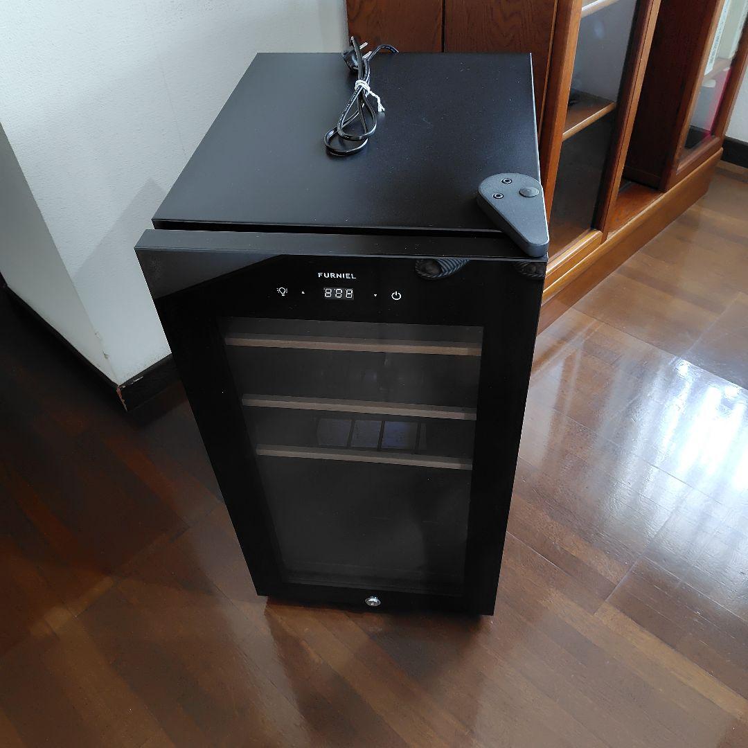 さくら製作所 ワインセラー SAB−50G(PB) (12本/右開き)