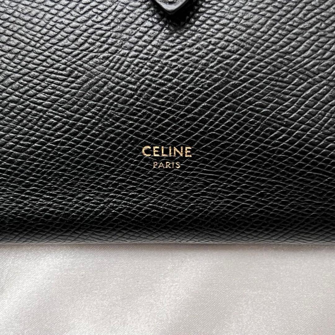 ◇美品◇セリーヌ　ストラップウォレット　ラージ　二つ折り財布　ブラック　レザー