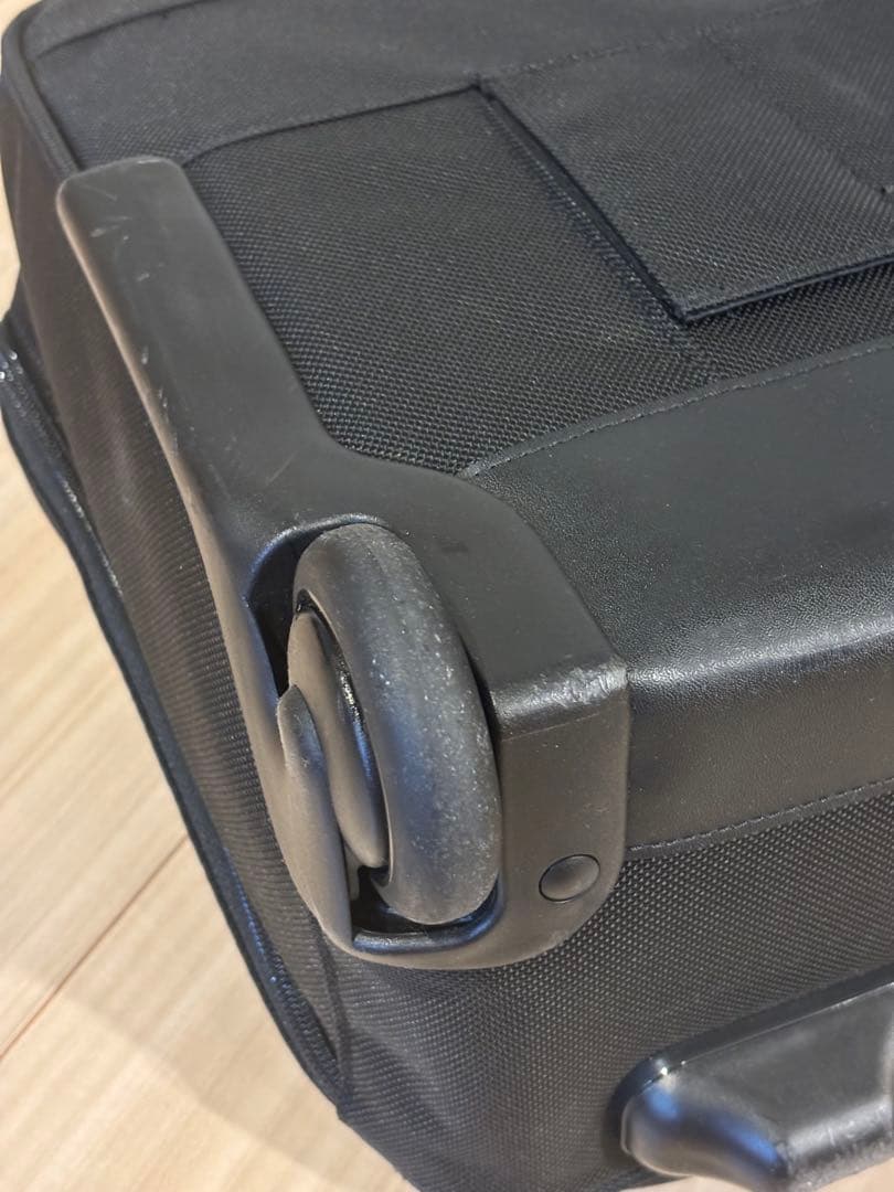 TUMI ブラック キャリーケース 26102D4