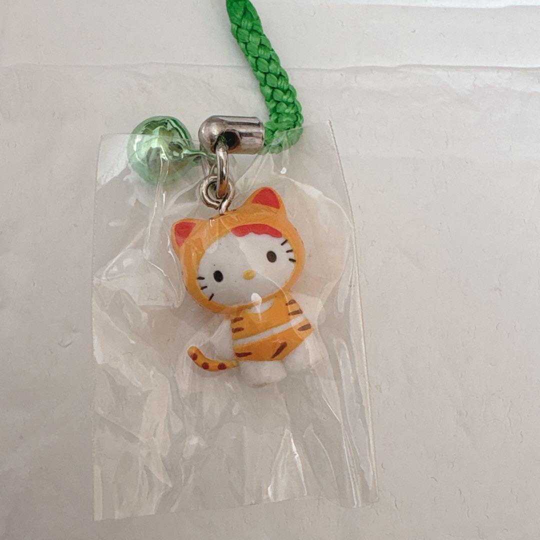 【希少品】ご当地 キティ 動物 IN THE JUNGLE ストラップ 根付け