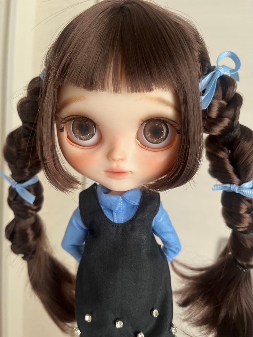 カスタムアイシードール　アウトフィット付き　オン眉ロングヘア