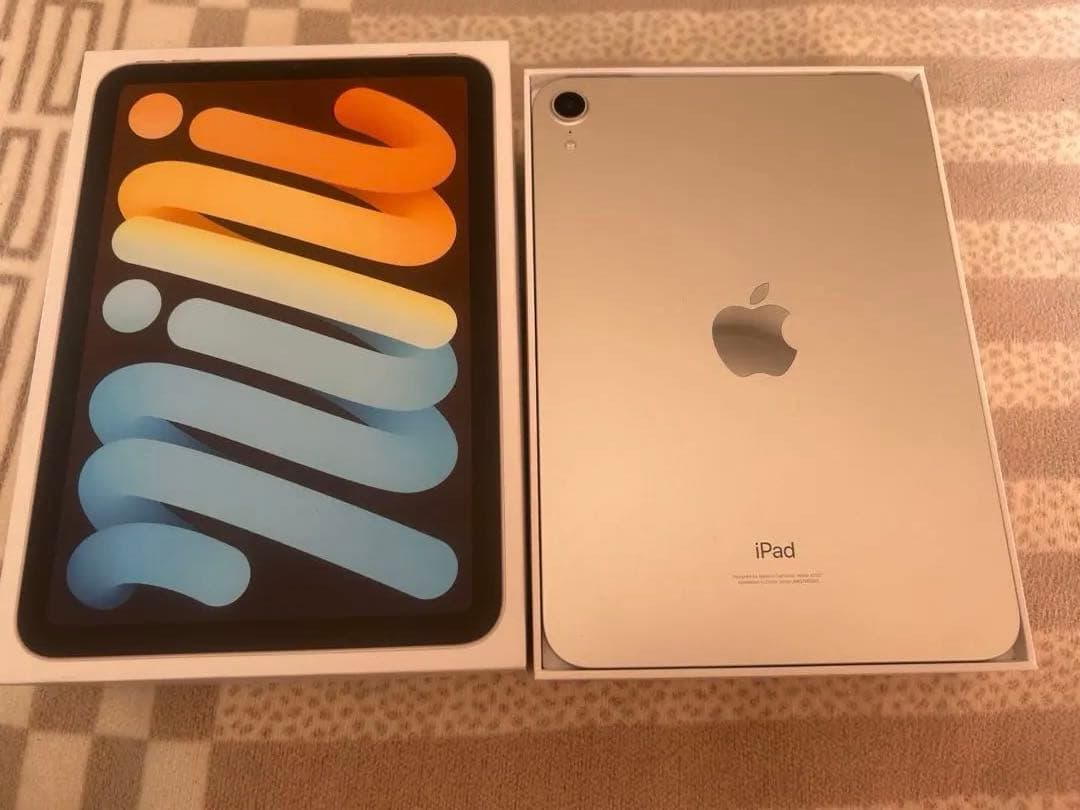 Apple iPad Mini 6世代シルバー キーパド新品