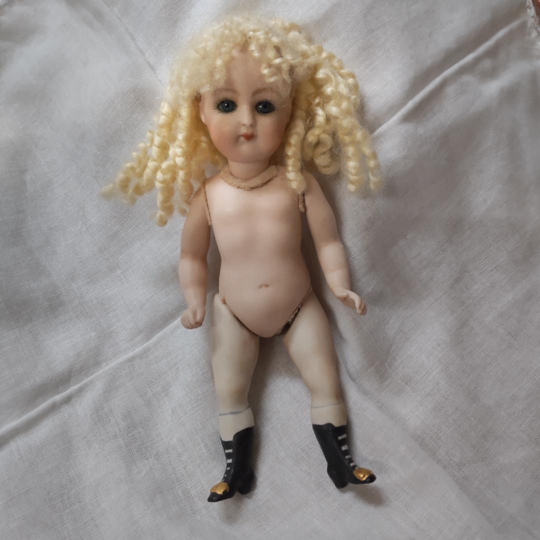 ミニョネット　アンティークドールリプロ　Eilysia　ケストナー　アイリシア