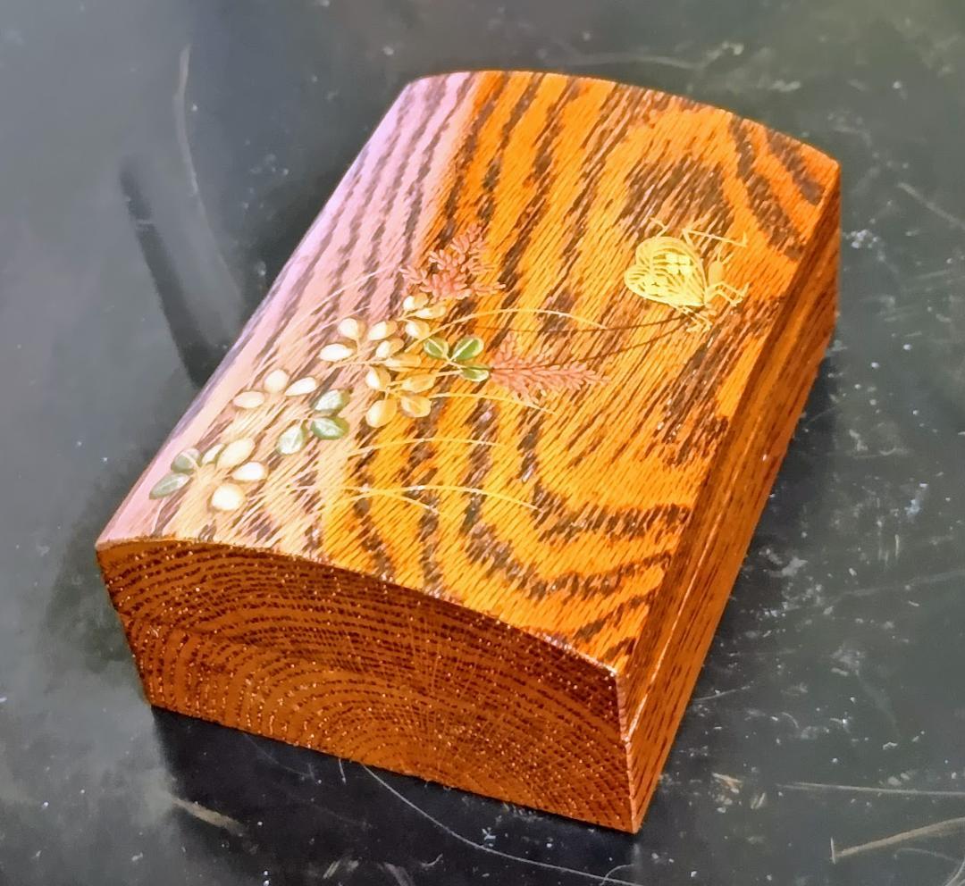 秋野蒔絵　角割香合　加賀蒔絵師　中村孝也作　茶道具 共箱