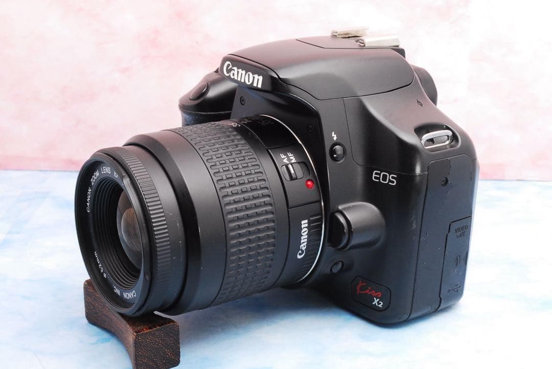 Canon Kiss X2☆一眼レフカメラ☆初心者向けセット☆バッグ付き！