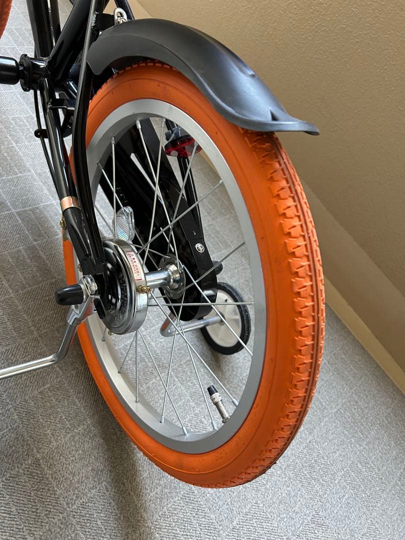 【美品】GRAPHIS☆子供用自転車☆18インチ　ブラック/オレンジ☆補助輪付き