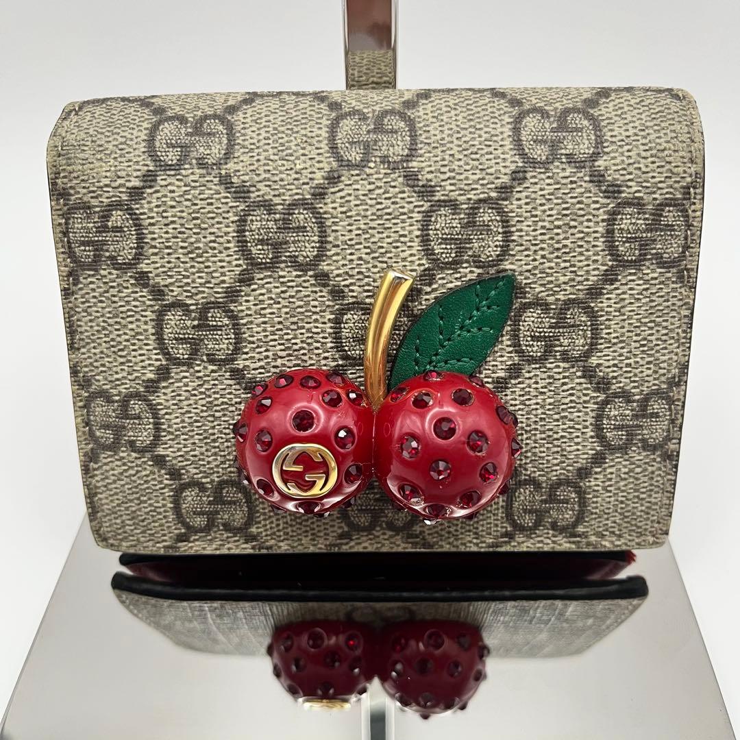 ✨美品✨ GUCCI 二つ折り財布 さくらんぼ チェリーPVC GGスプリーム