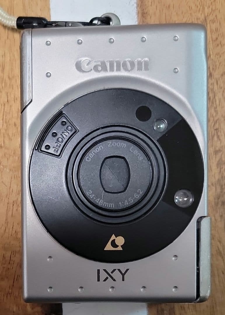 Canon IXY コンパクトデジタルカメラ