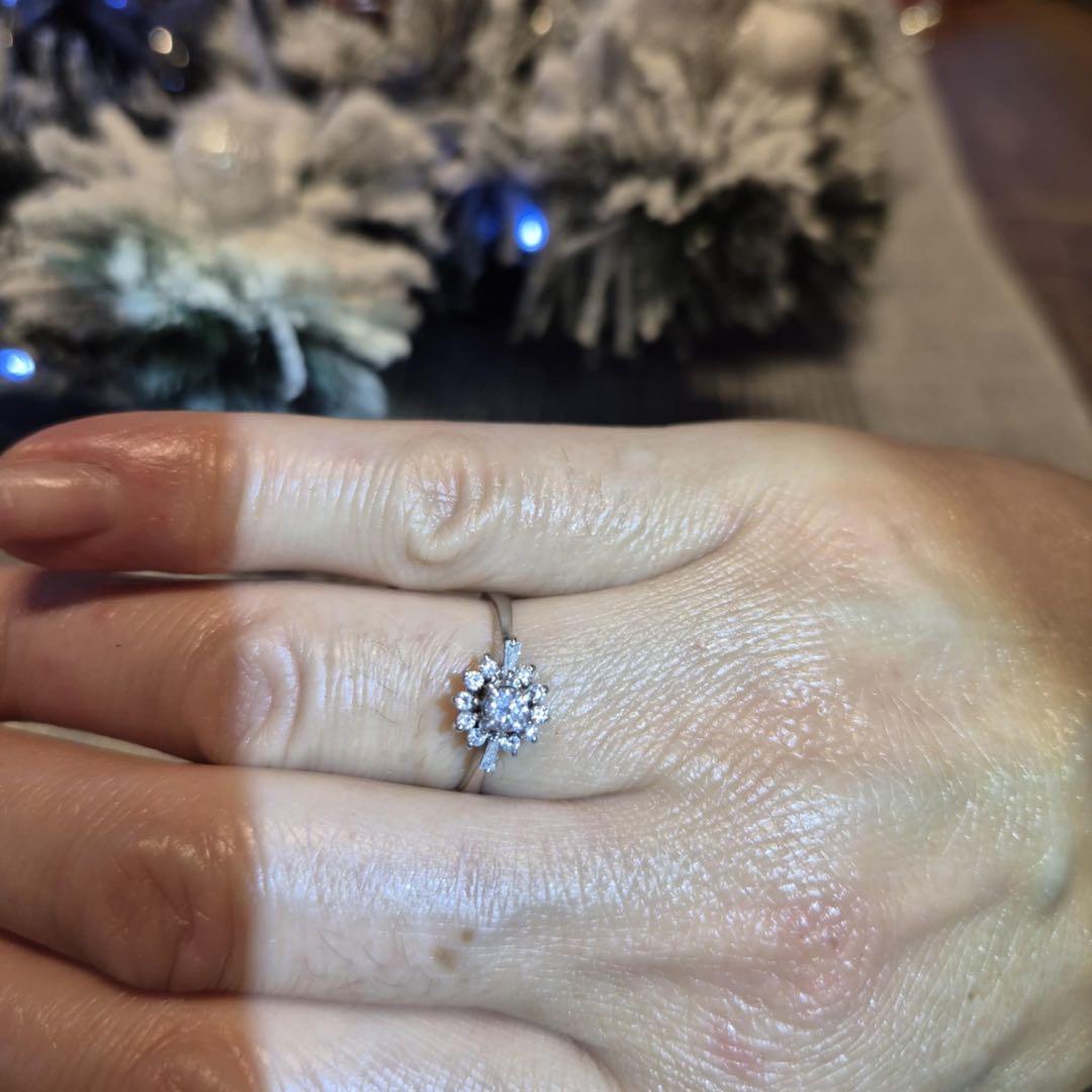 天然ダイヤモンド pt900 12号 ct プラチナ デザイン