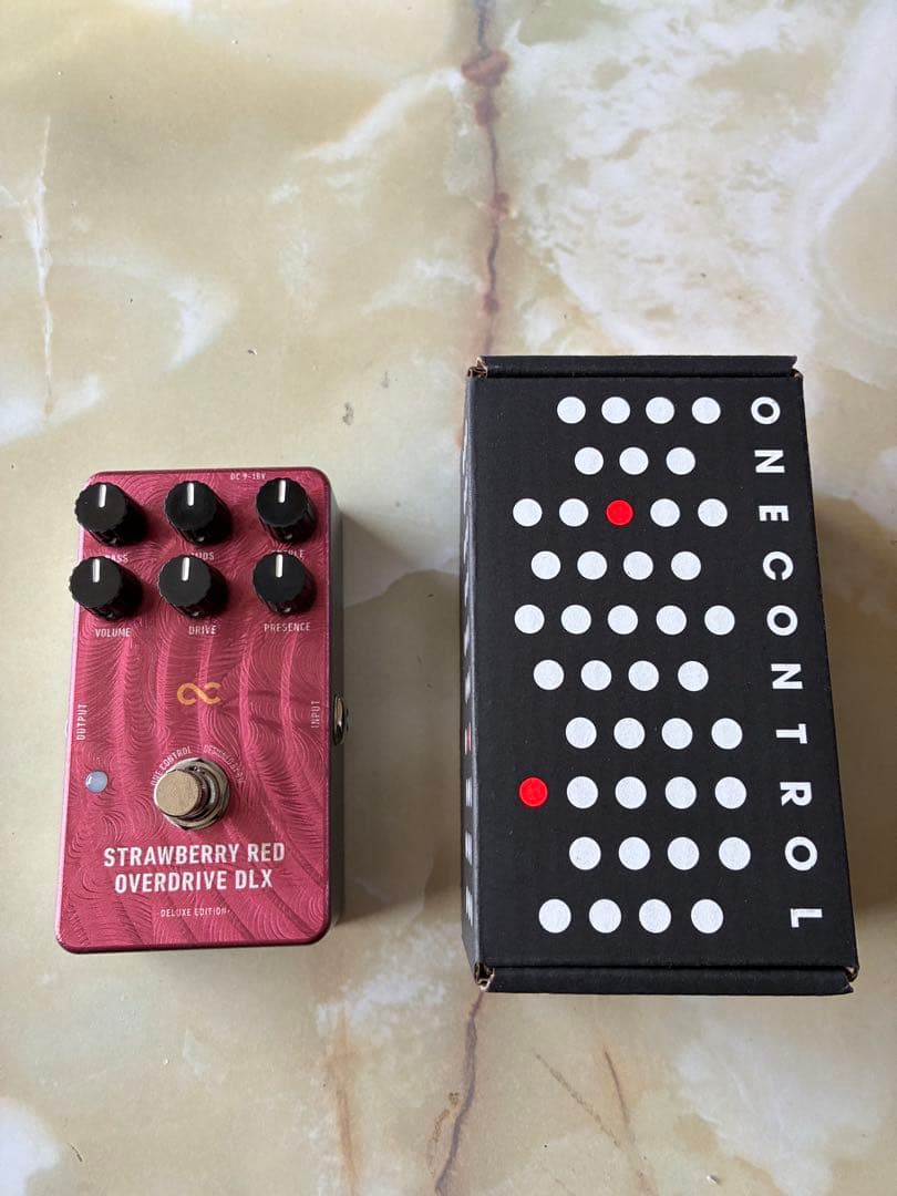 ギター One Control STRAWBERRY RED OVERDRIVE DLX