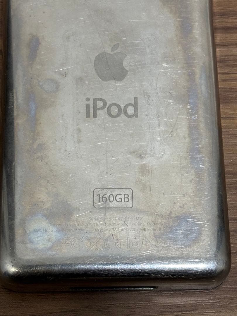 【中古品】Apple iPod Classic 160GB（ジャンク品）