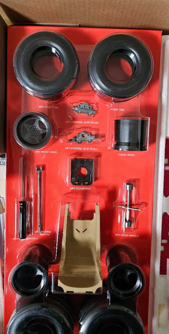 ロッソ1/8フェラーリ643 未組立保管品