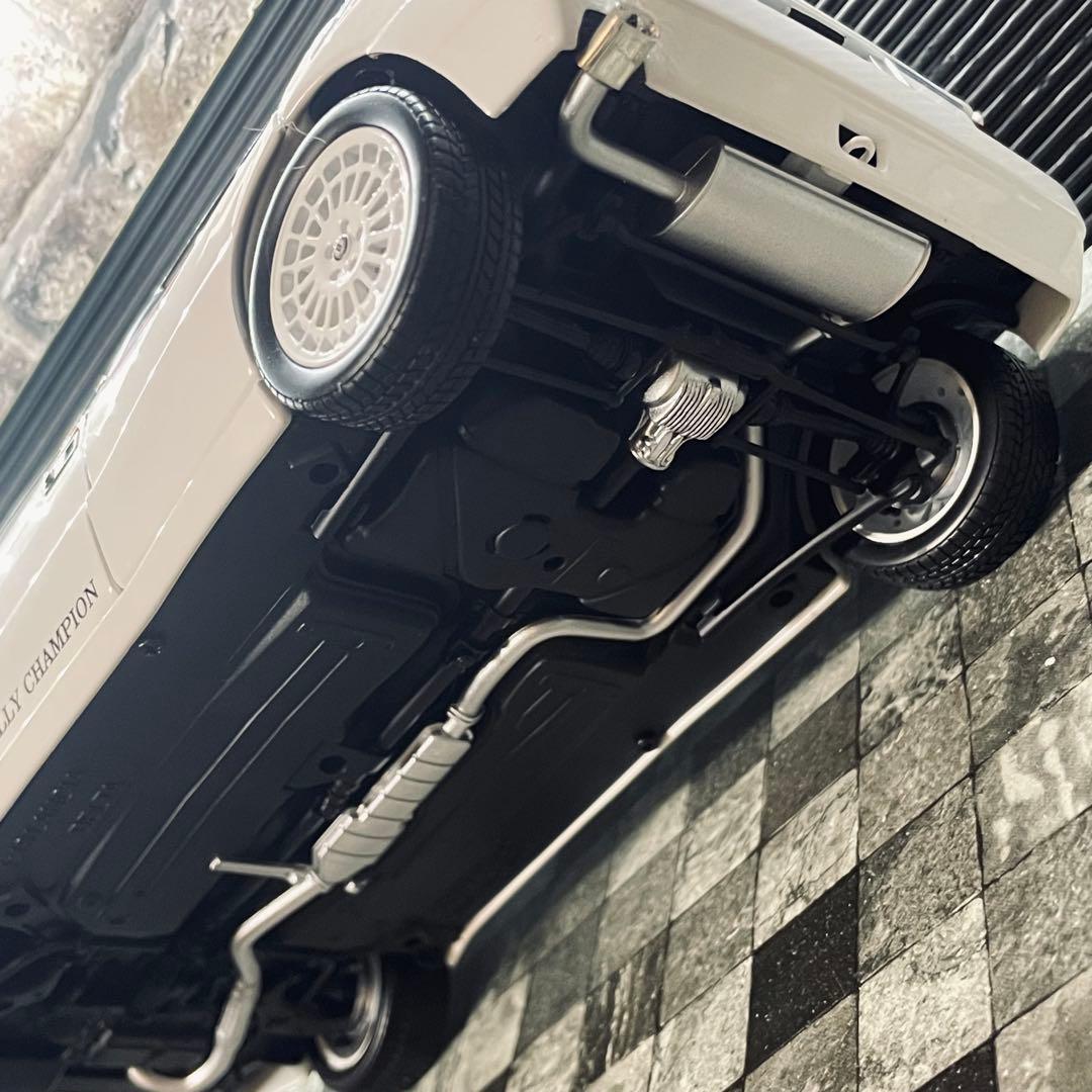 1/18 京商 ランチア デルタ HF インテグラーレ マルティニ6