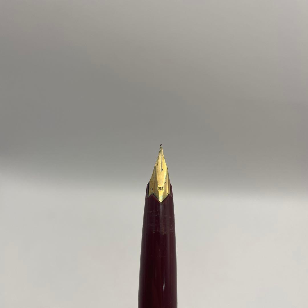 モンブラン　バーガンディ 万年筆 14金　ペン先 585 ヴィンテージ