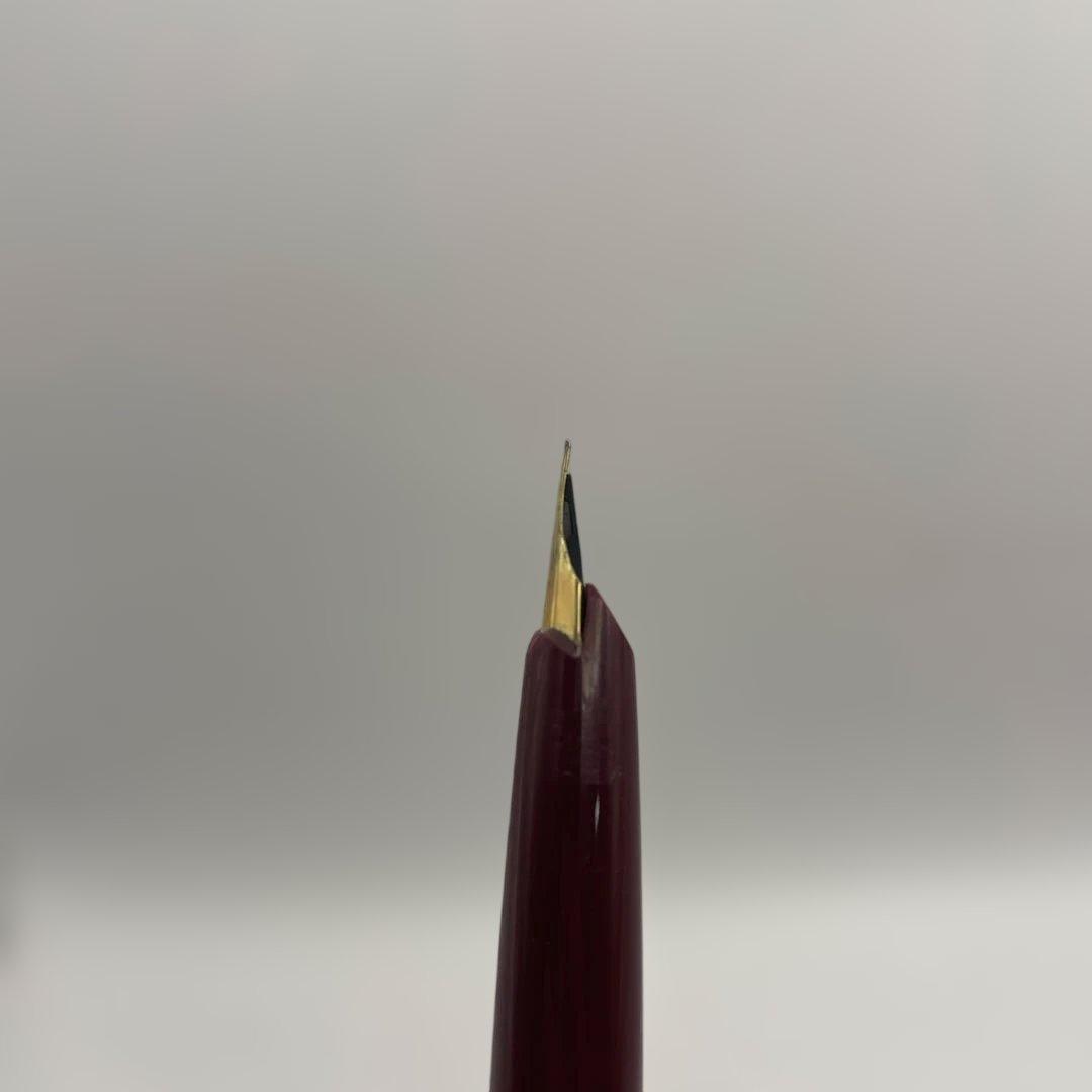 モンブラン　バーガンディ 万年筆 14金　ペン先 585 ヴィンテージ