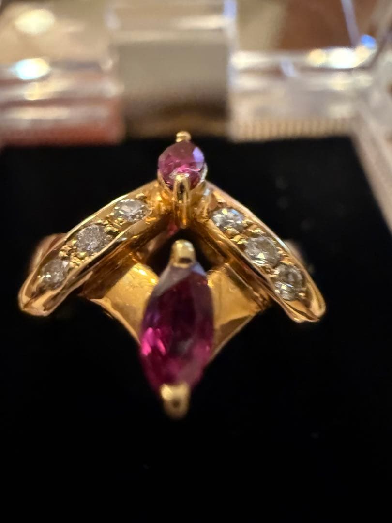 ダイヤ　ルビー？　18金指輪　12号くらい