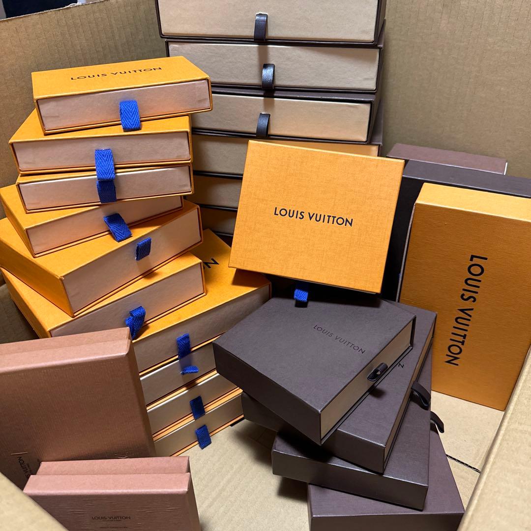 ルイヴィトン　空箱　30個　まとめ売り　セット売り　長財布　小物　箱　レア