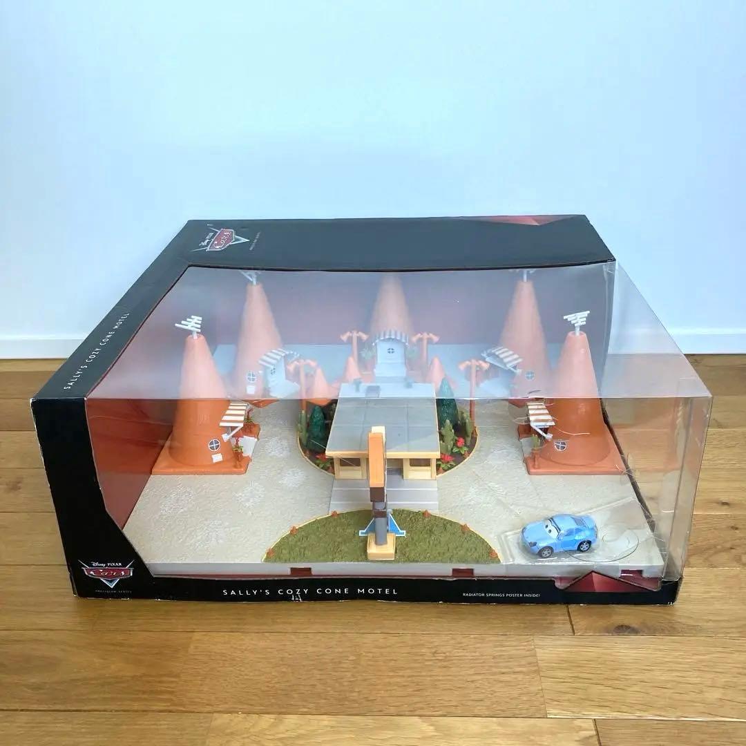 【１点限り!!】新品未開封 カーズ プレシジョン サリー モーテル ディズニー