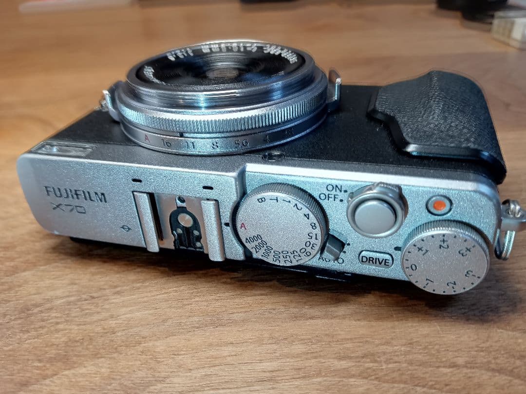 【純正レザーケースSET付き】FUJIFILM X70【取説+元箱+保証付】