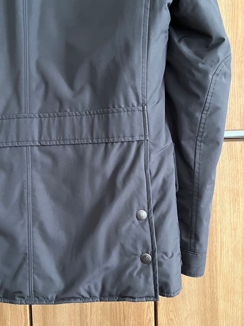イタリア製　コルネリアーニ　防寒中綿コート