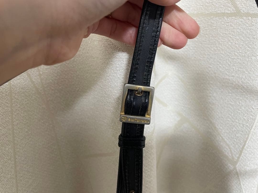 MCM ブラックレザー ショルダーバッグ