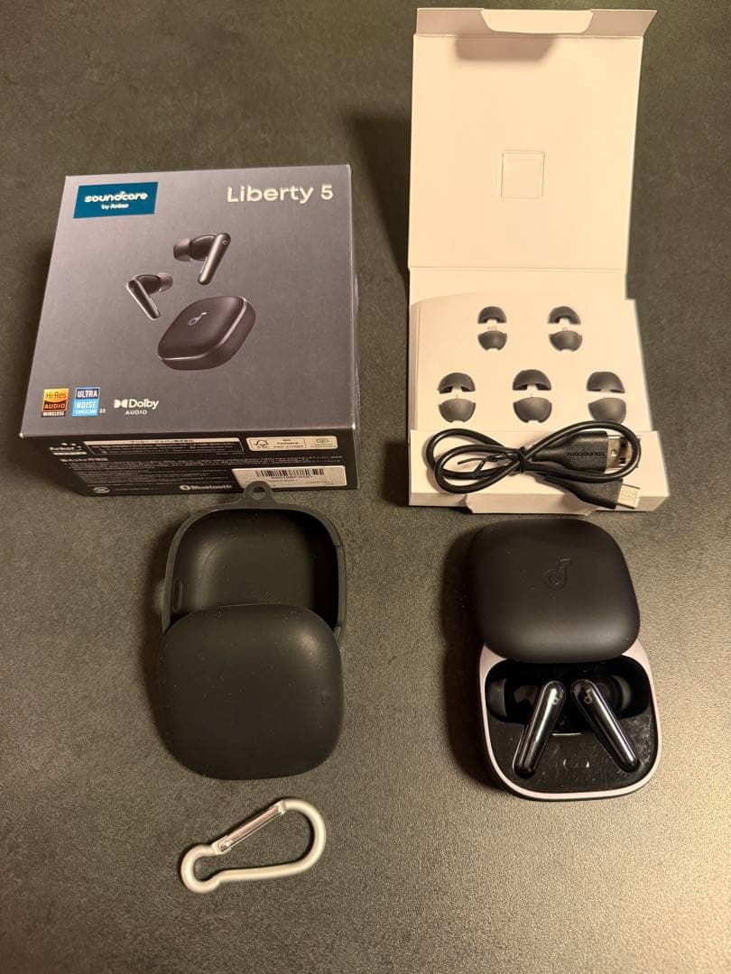 Anker soundcore Liberty 5 ブラック　シリコンカバー付