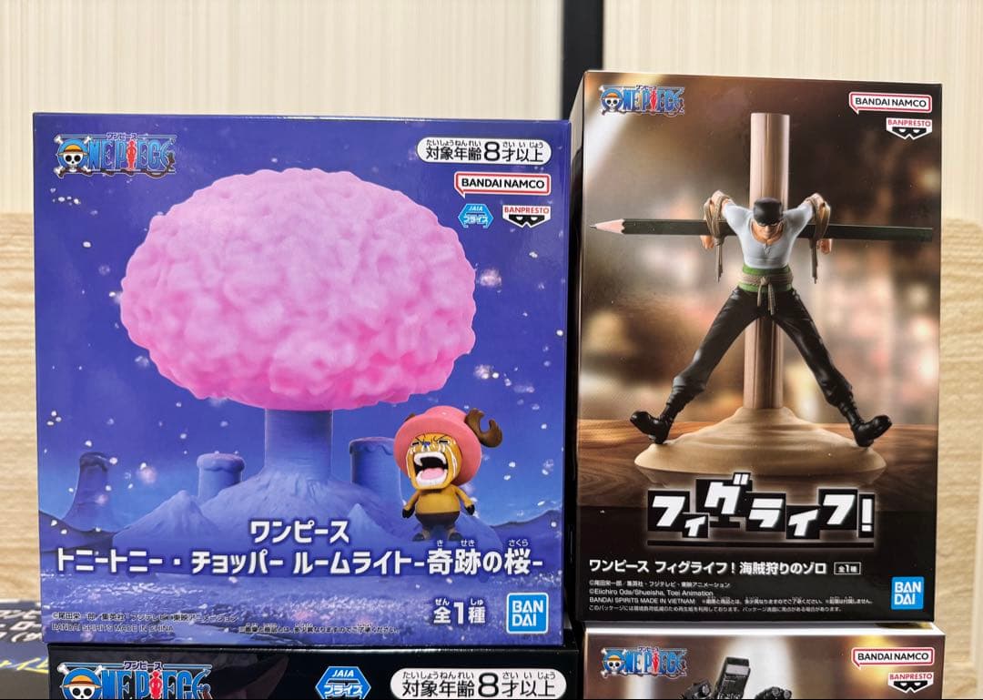 ☆新品未開封☆ ワンピース　ルームライト+フィグライフ 全8種まとめ売り