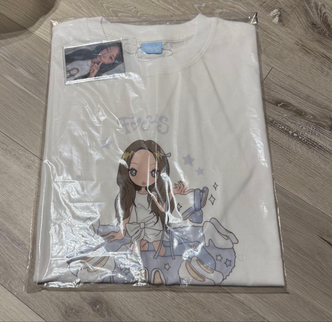 hearts2hearts FOCUS MD Tシャツ　新品未開封　ステラ