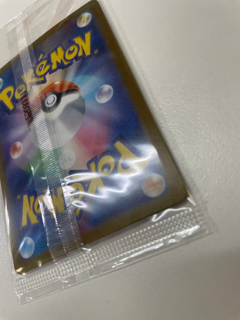 ビクティニ bwr 争奪戦 優勝プロモ ポケモンカード