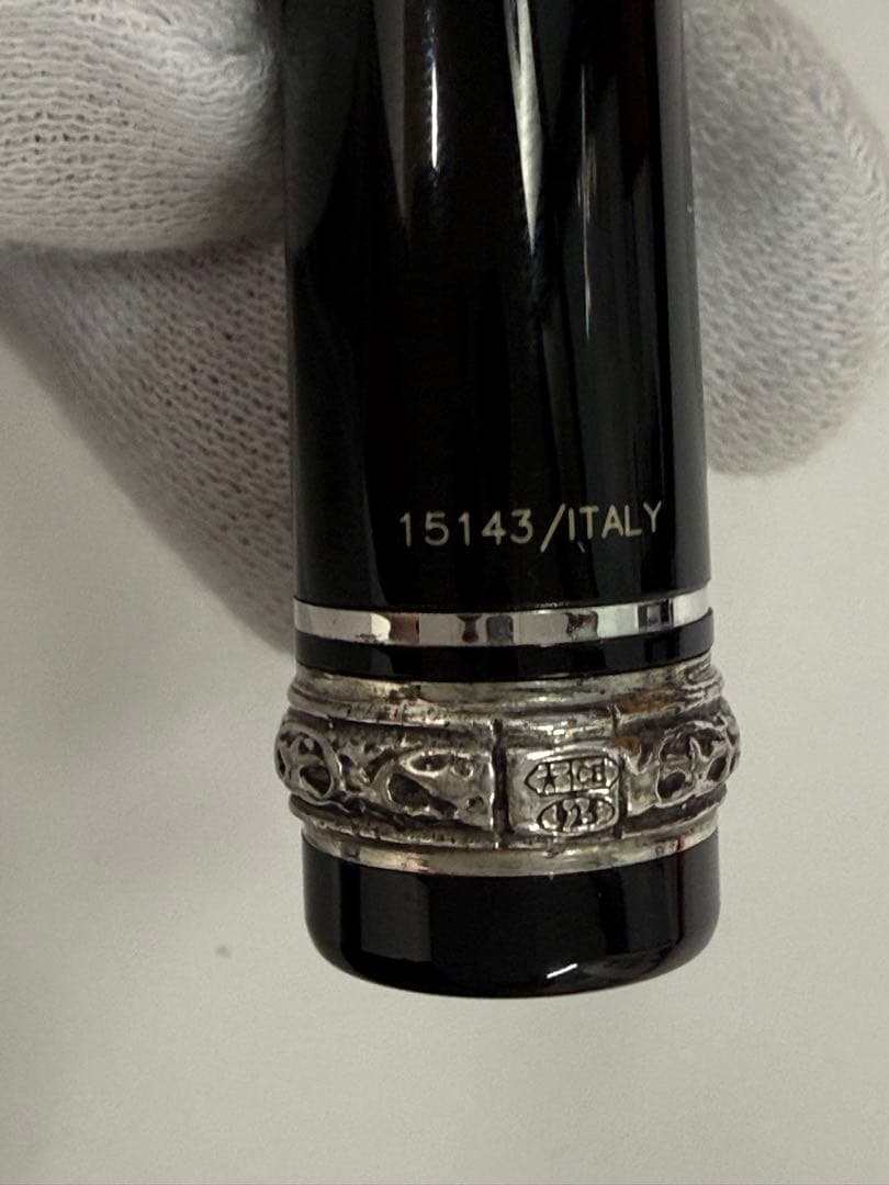 デルタ　ドルチェビータ　ミディアム　万年筆　14k F