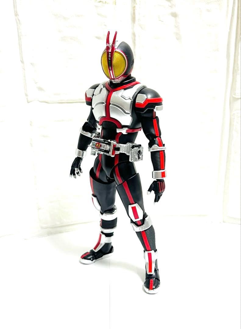 S.H.Figuarts 真骨彫 仮面ライダーファイズ 中古 入手困難 限定