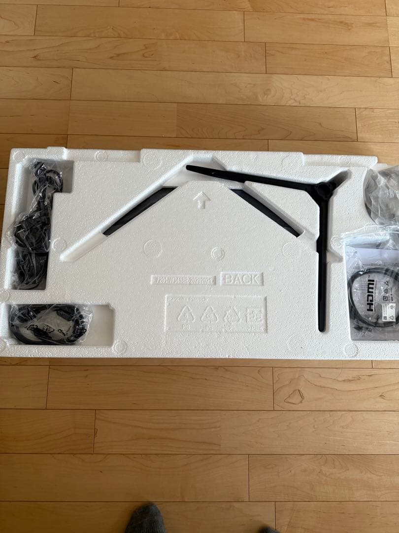 ディスプレイ・モニター本体 KTC H34S18S