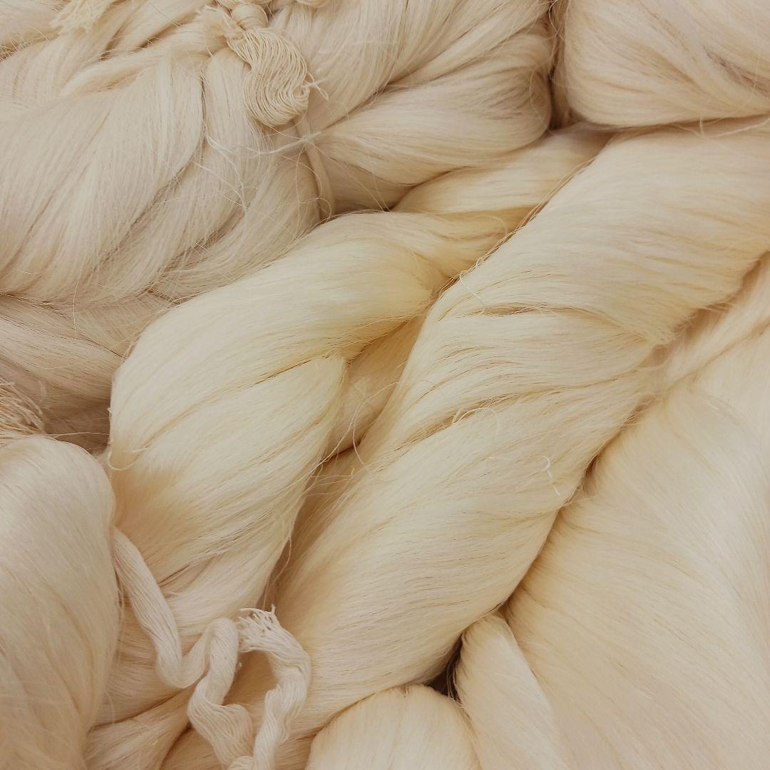 生糸大量　精錬前　未使用絹糸