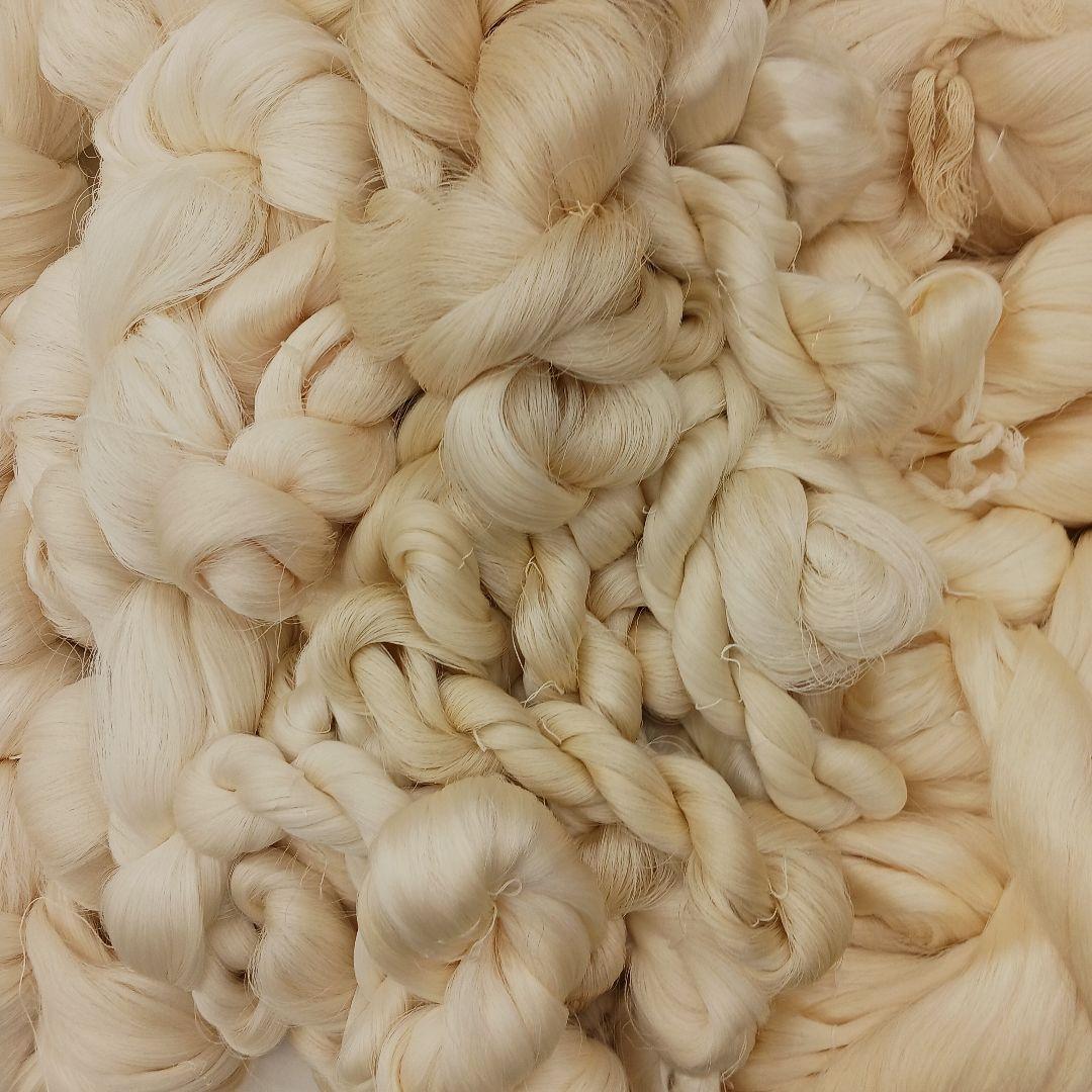 生糸大量　精錬前　未使用絹糸