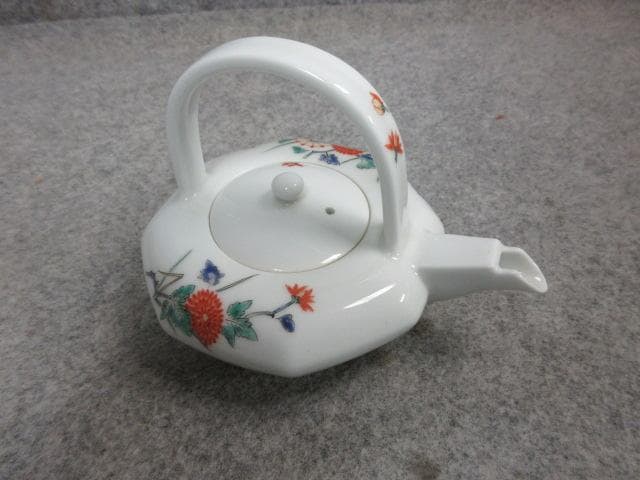 十三代 酒井田柿右衛門 錦手 菊文 面取り 銚子 共箱 [B23507]