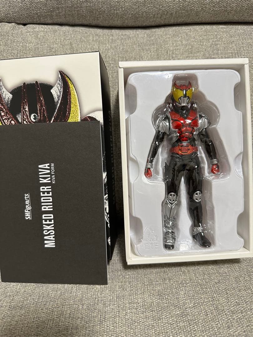 初回特典付 S.H.Figuarts 真骨彫製法 仮面ライダーキバ キバフォーム