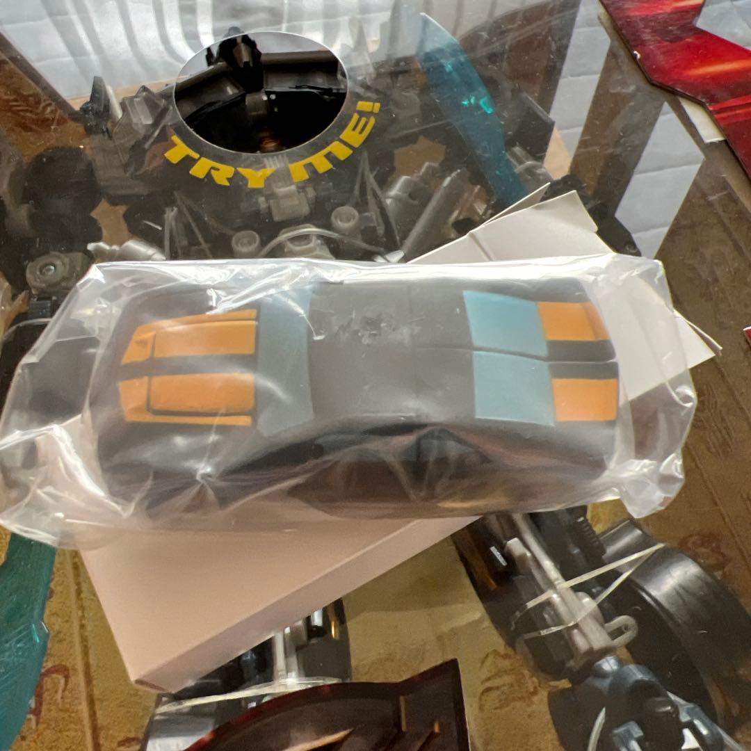 新品　Amazon限定　トランスフォーマー オプティマスプライム　ブラックVre