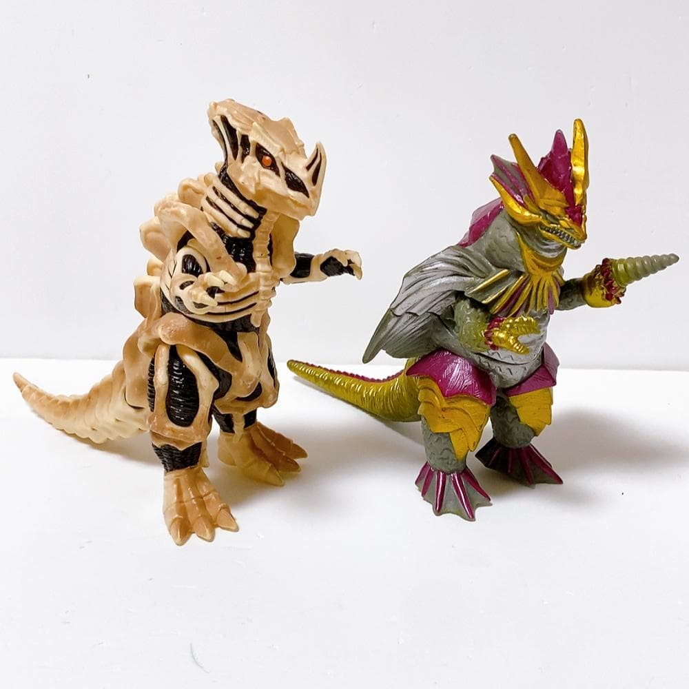 ウルトラマンコスモス ＋ガイア 怪獣 6体セット