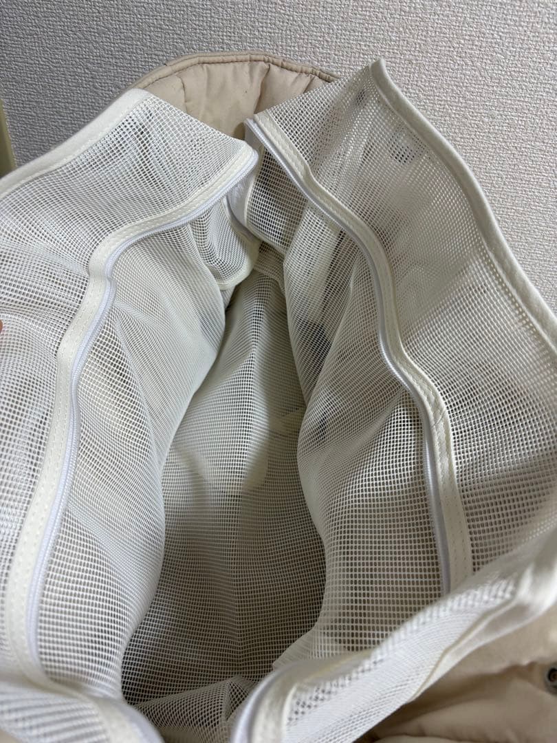 【ほぼ未使用】ba&ttang ベージュ キャリーバッグ　M カーベルト付き