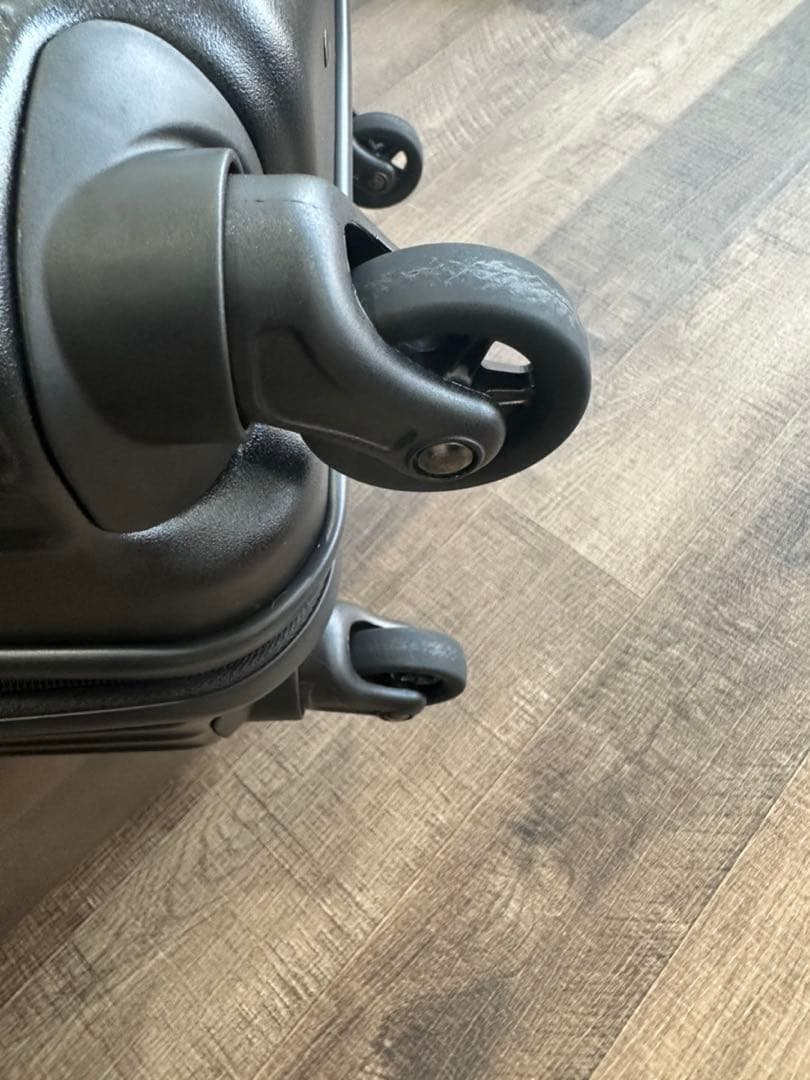 メルセデス・ベンツ ブラックキャリーケース