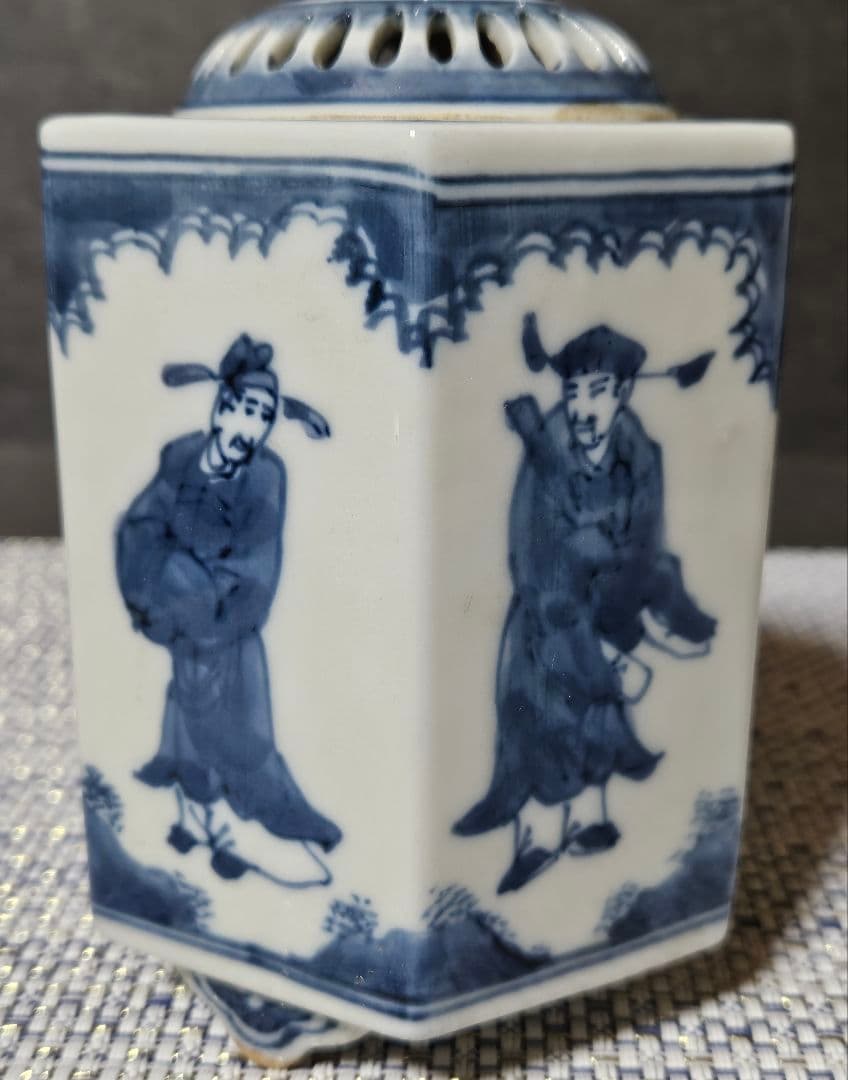 伊万里染付　双鹿摘み　人物図　六角形　香炉　茶道具　茶器　香道具　香道　香　香木