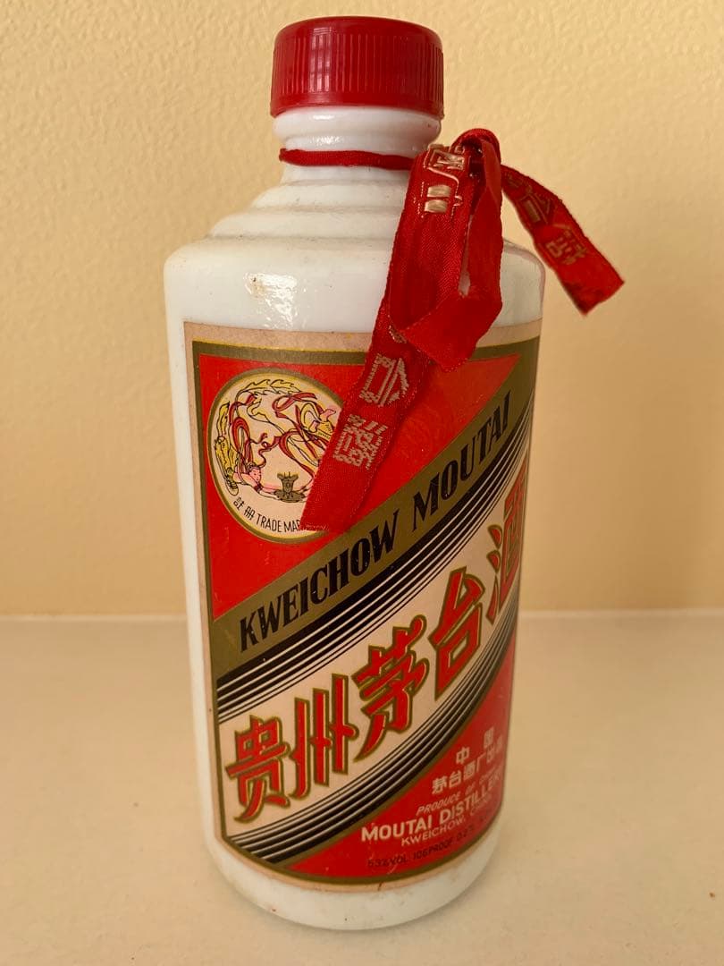 マオタイ酒　 貴州茅台酒　270mlの瓶 度数53%