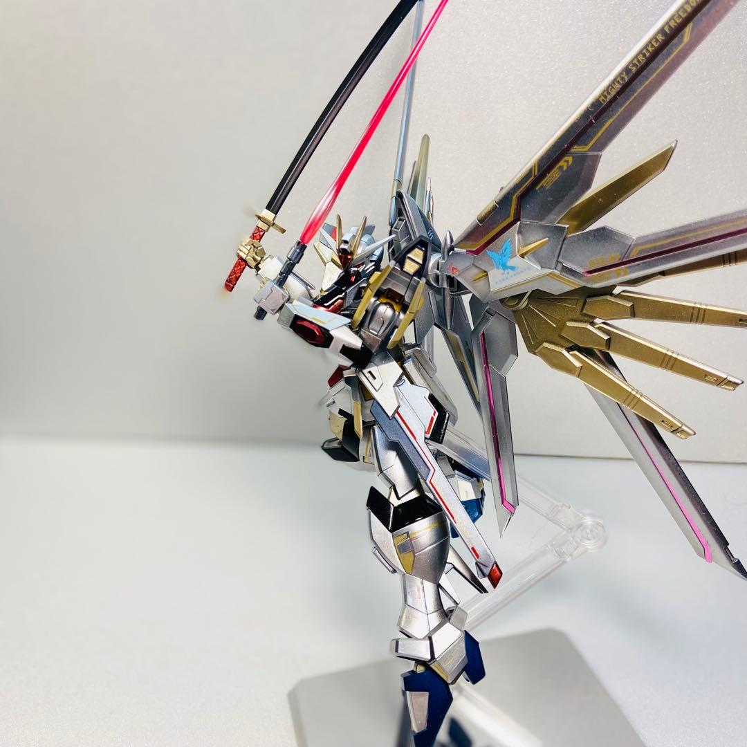 HG マイティーストライクフリーダムガンダム 全塗装 完成品 ガンプラ 塗装済み